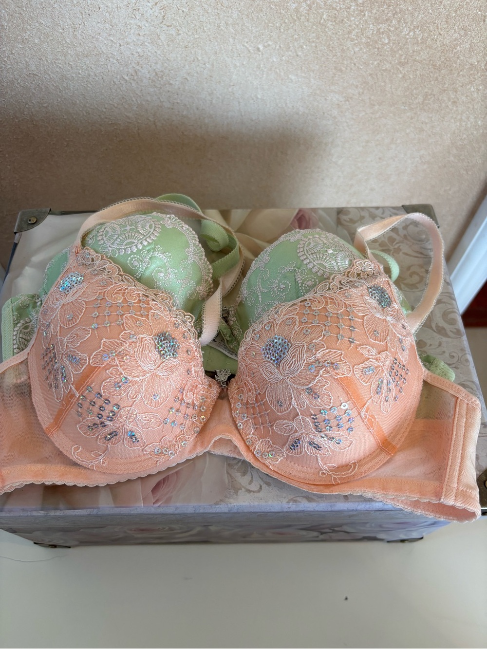 Embroidered Peach Lace Push-Up Bra - Elegant Support
